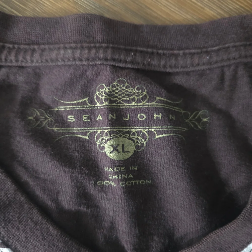 Sean John Brown Graphic Logo T-Shirt – Size XL – 100% Cotton - Picture 2 of 4